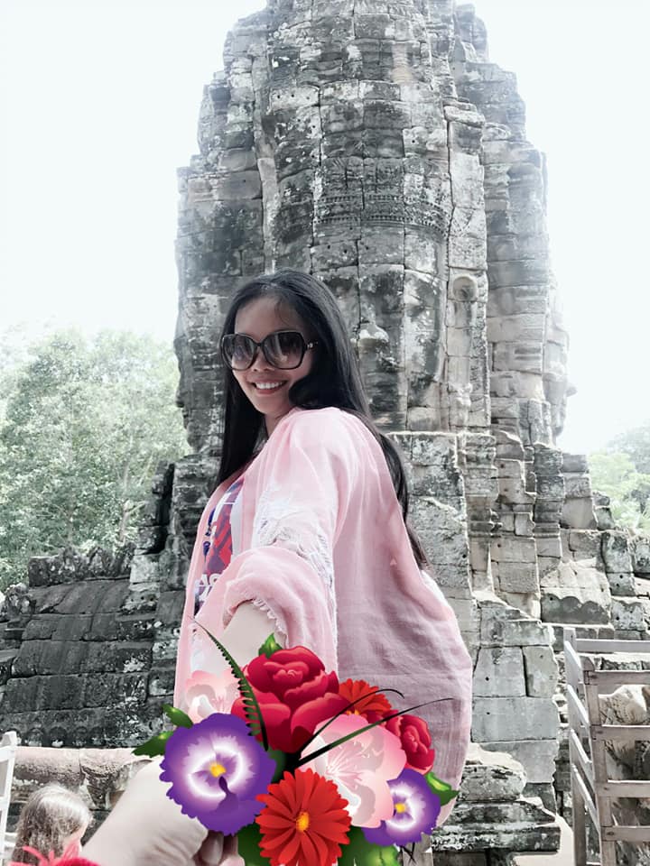 达亚娜骑马，完美控制