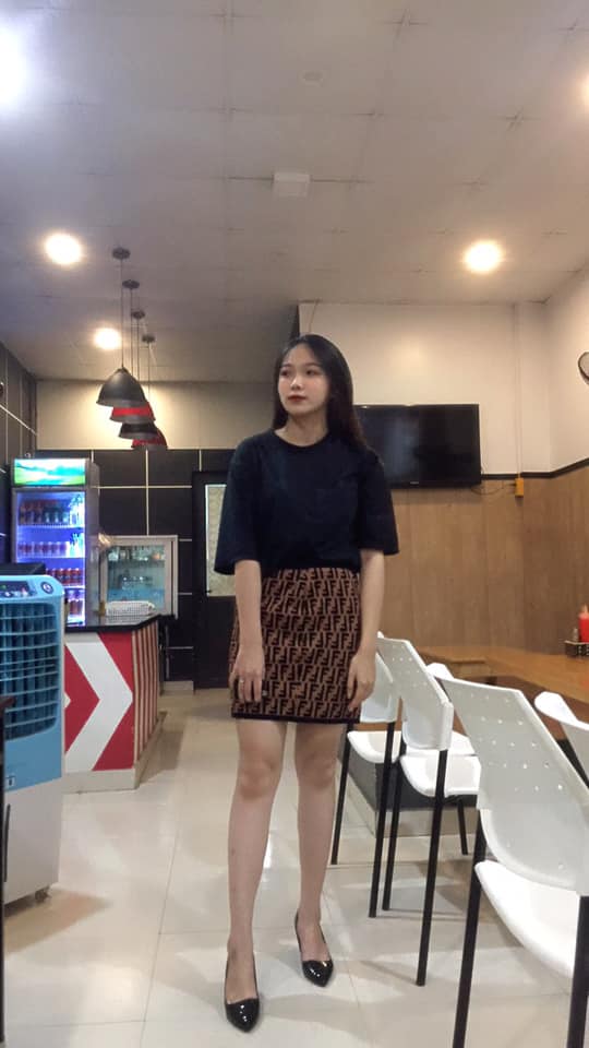 Đôi Giày tinh trùng ngựa của chị Nguyễn Mai Phương